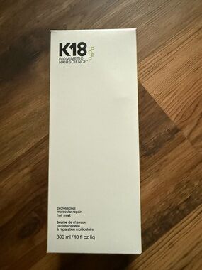 K18 Biomeimetic Hairscience Professional Molecular Repair Hair Mist — White